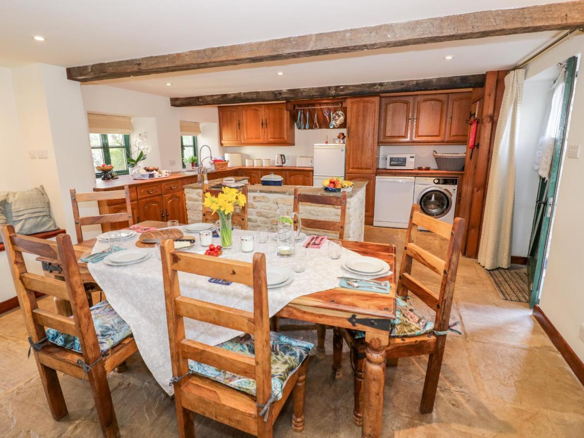 Villa Five Mile House Barn à Cirencester Extérieur photo