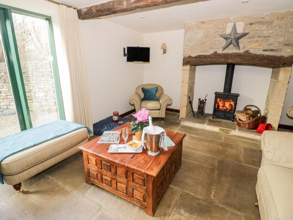 Villa Five Mile House Barn à Cirencester Extérieur photo